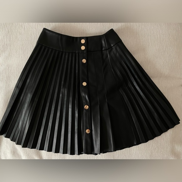 ZARA black pleated leather skirt - Picture 6 of 7